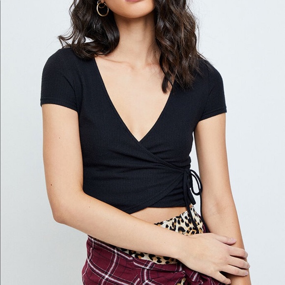 PacSun Tops - Pacsun black v neck wrap top